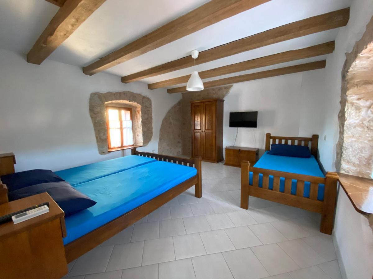Holiday Home Hauser Vrbanj Exterior foto